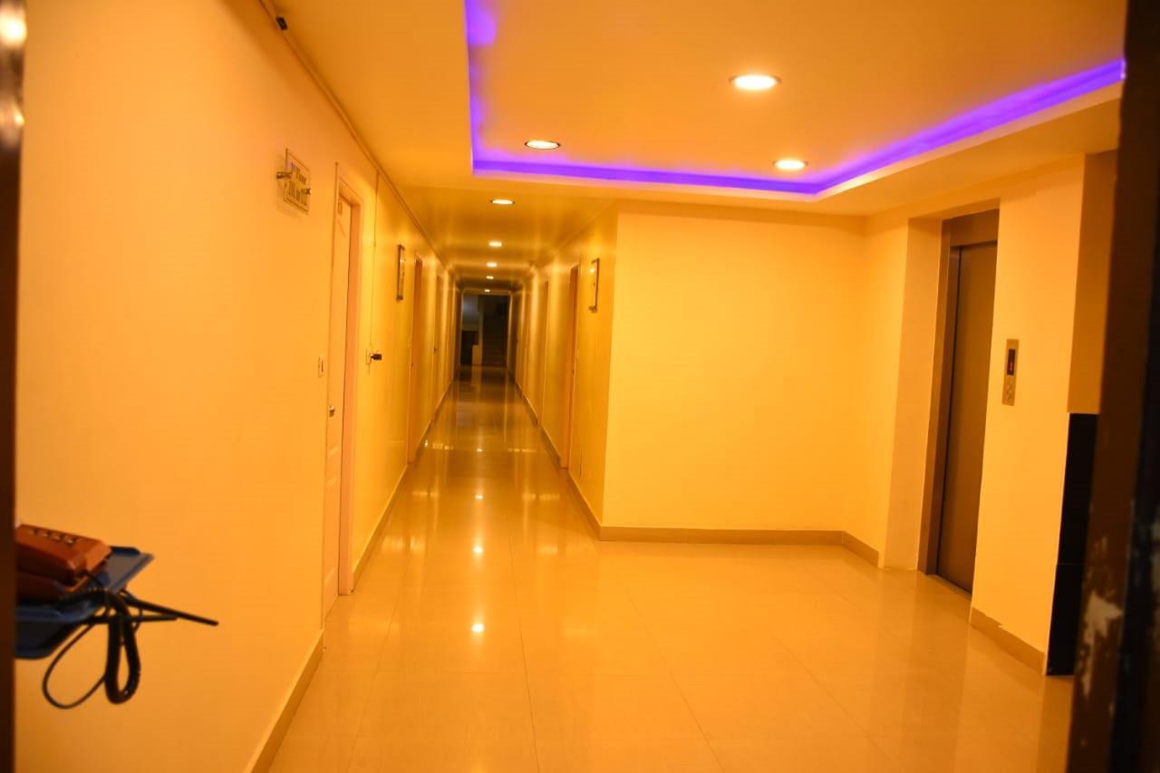 Hotel Palacial Pondi Puducherry Eksteriør billede