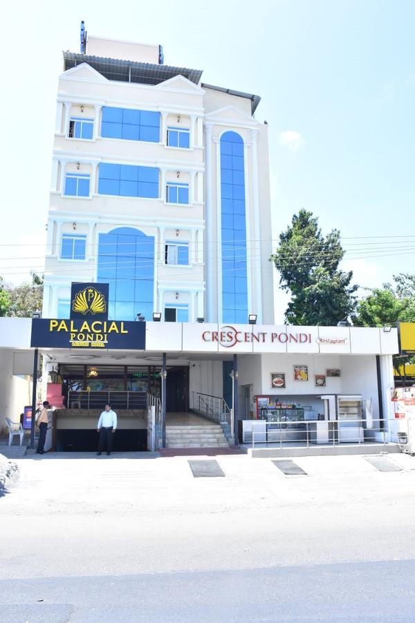Hotel Palacial Pondi Puducherry Eksteriør billede